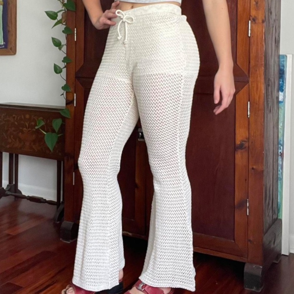American Eagle Cream Crochet Pants
